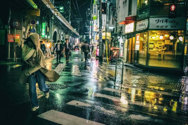 Shimbashi rain. Tokyo, Japan. By Shawn Danker.